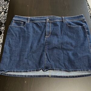 Old navy dark rinse denim skirt